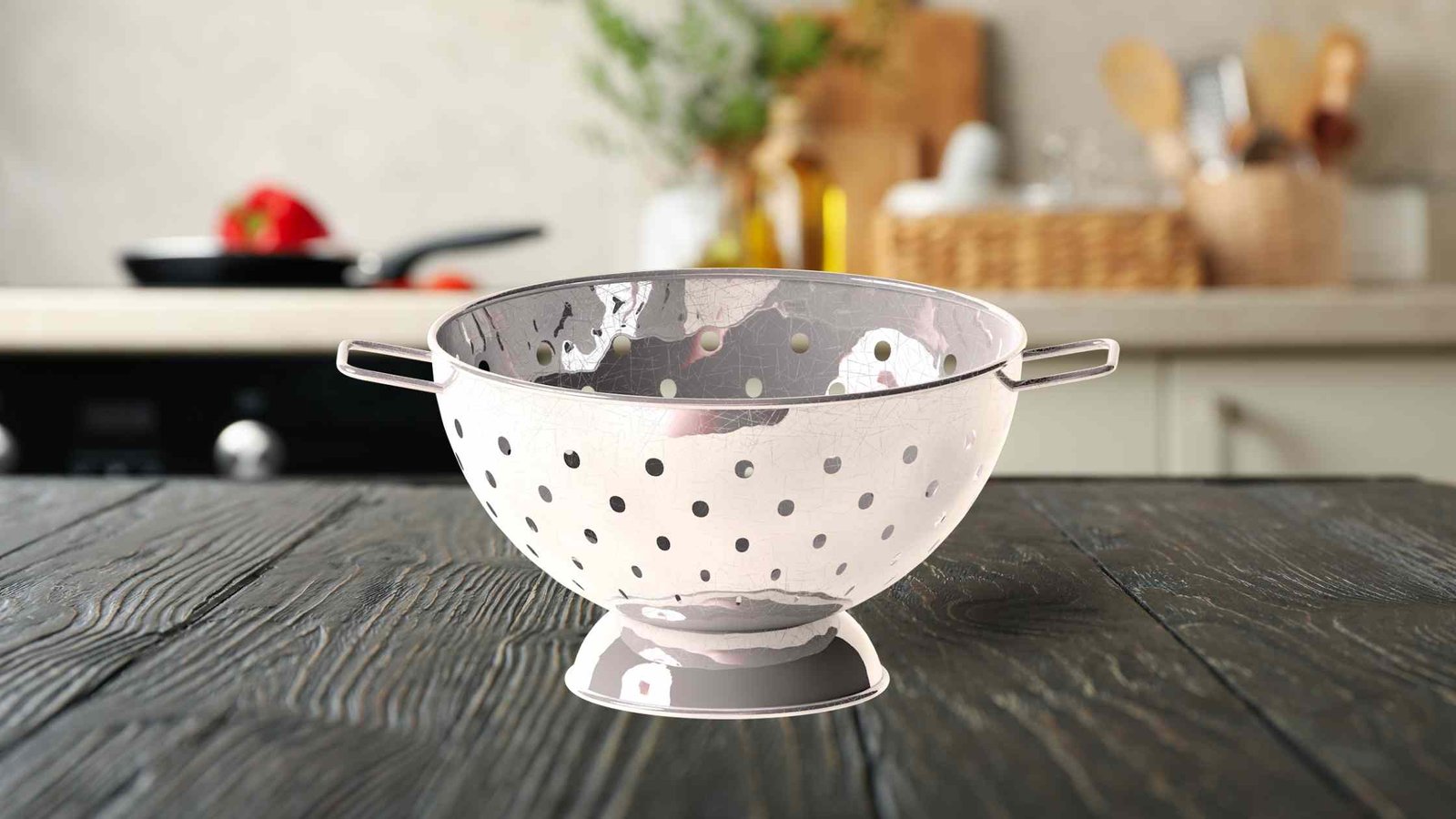 Steel colander